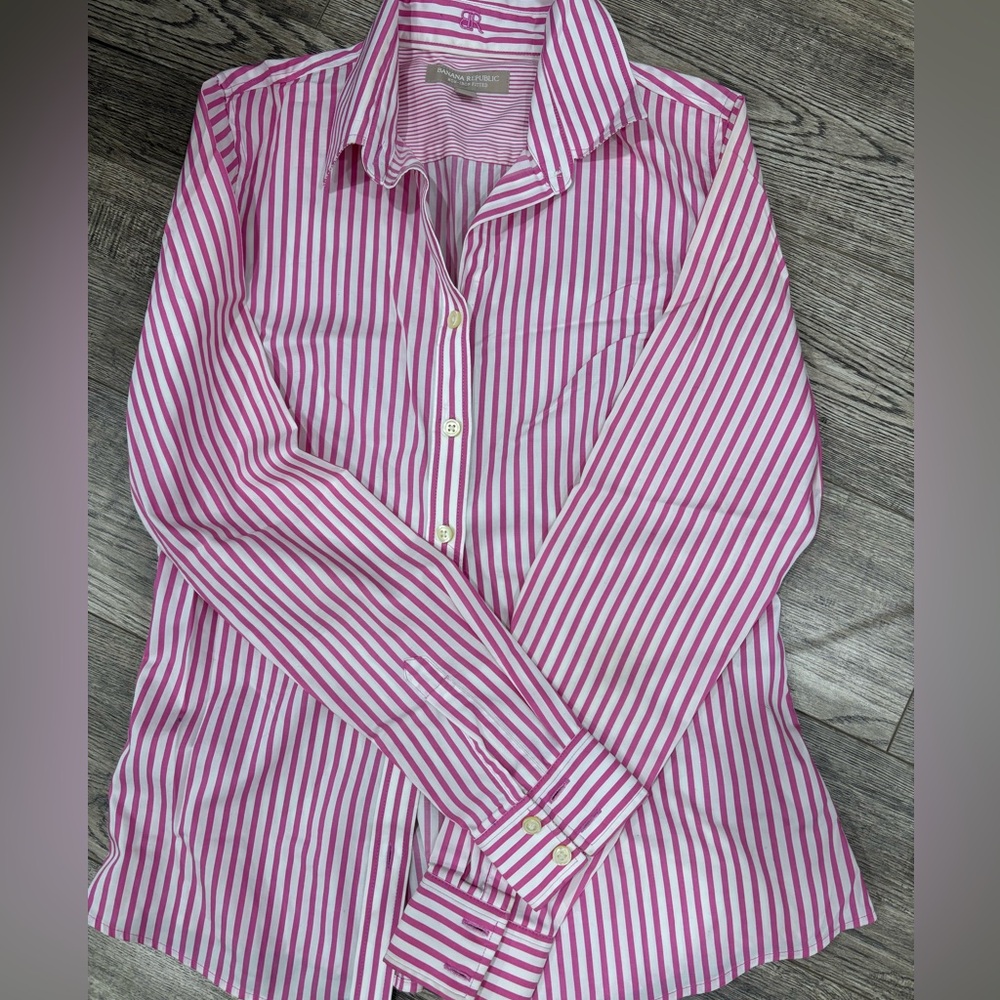 Banana Republic striped women’s dress shirt